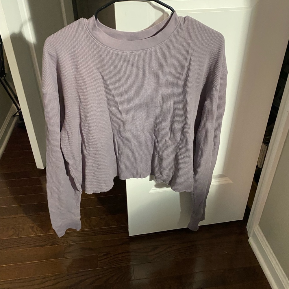 purple long sleeve crop top